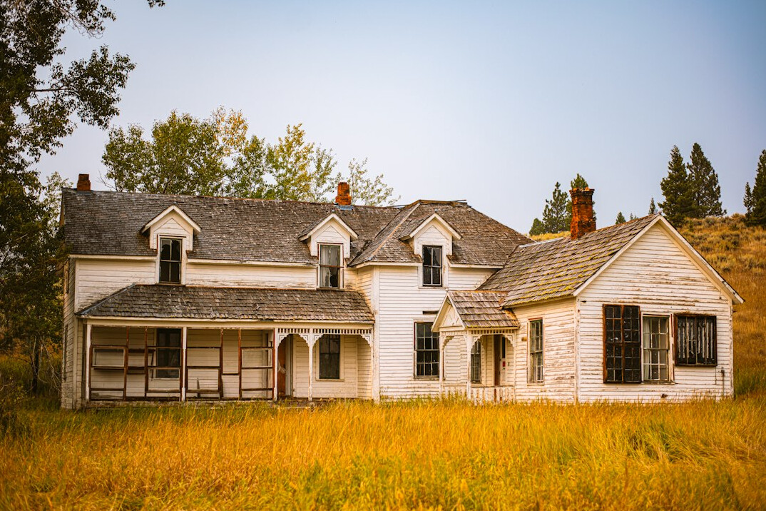 mysterious old house